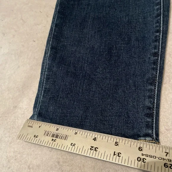 Judy Blue Jeans Womens 9 / 29 Boyfriend Fit Los Angeles Distressed Ripped Denim - Picture 10 of 13